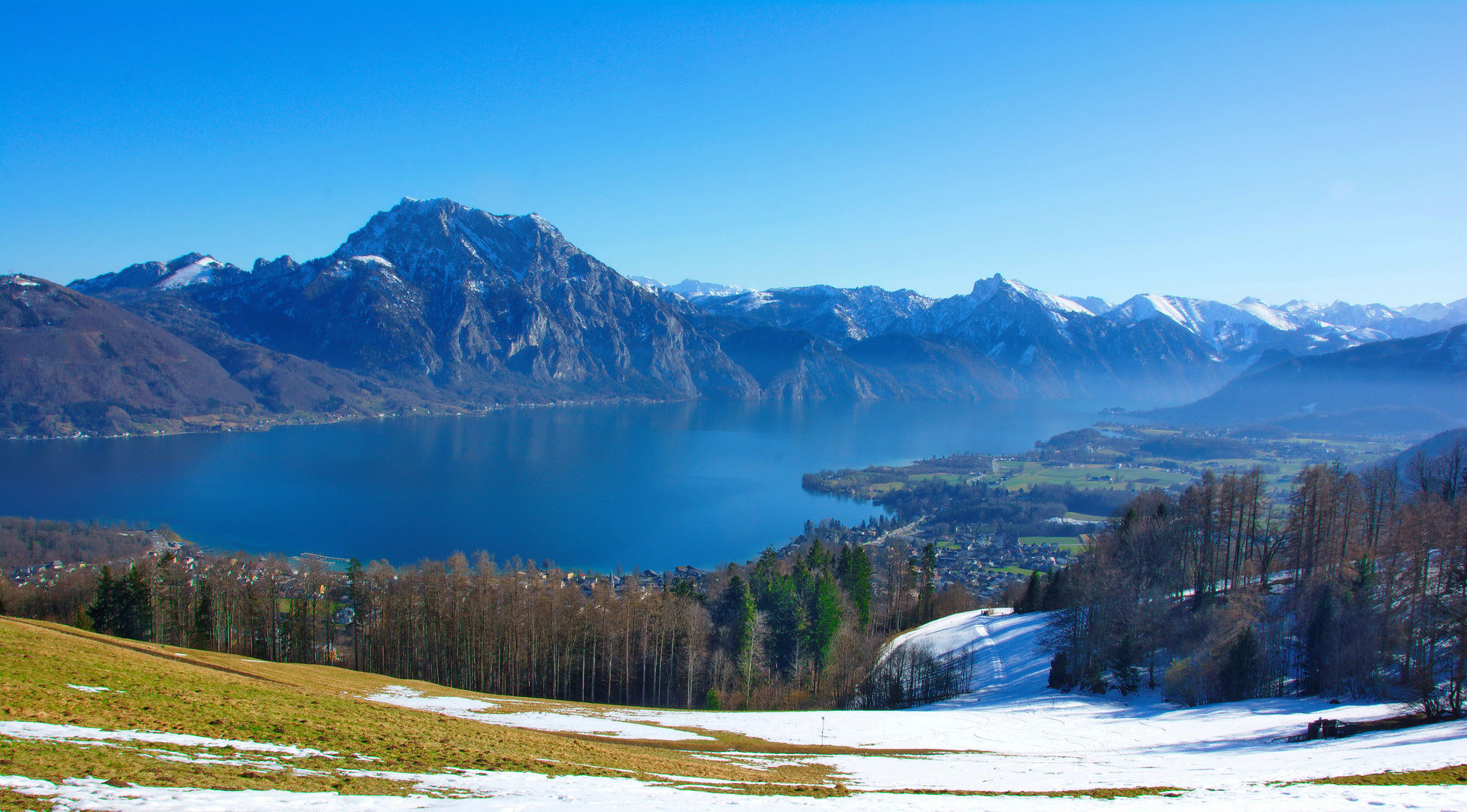 Blick auf den Traunstein und Erlakogel...