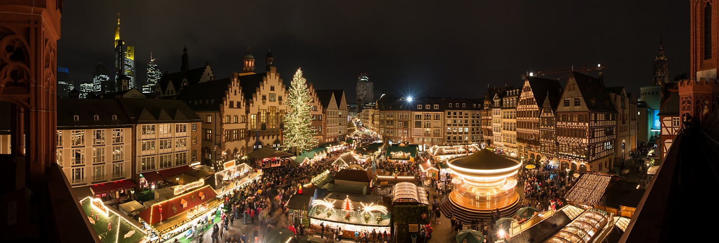 Blick auf den Weihnachtsmarkt