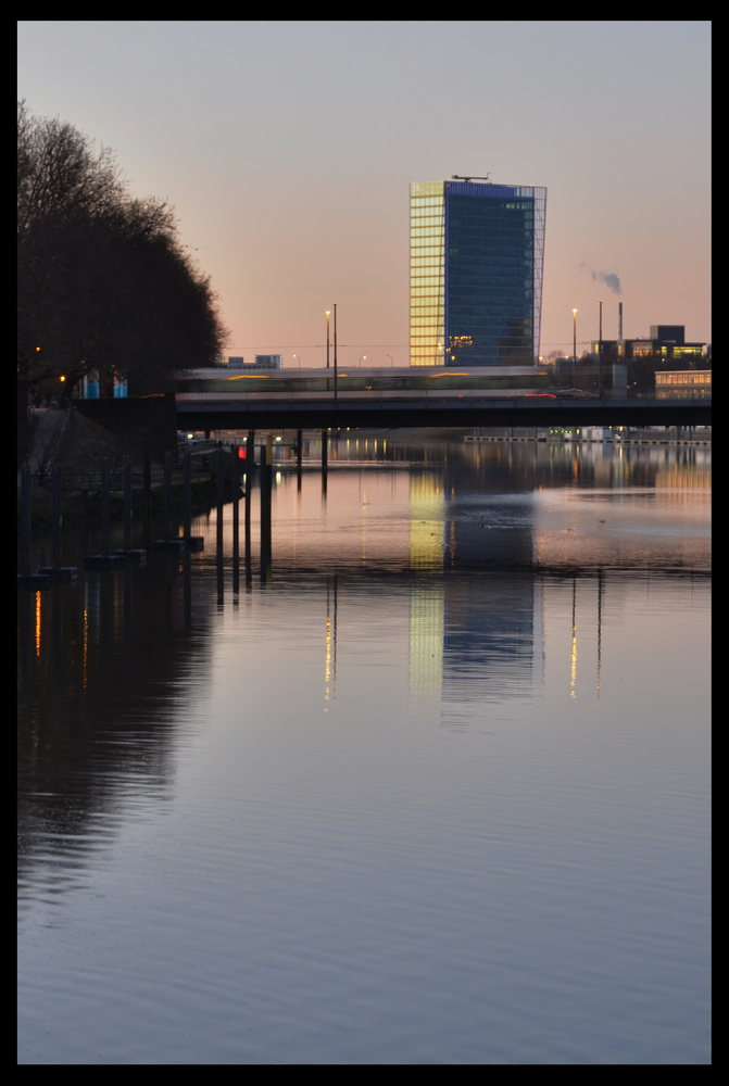 Blick auf den Weser-Tower in Bremen