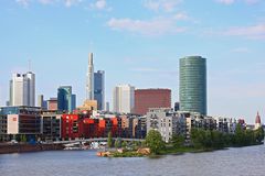 Blick auf den Westhafen / FFM