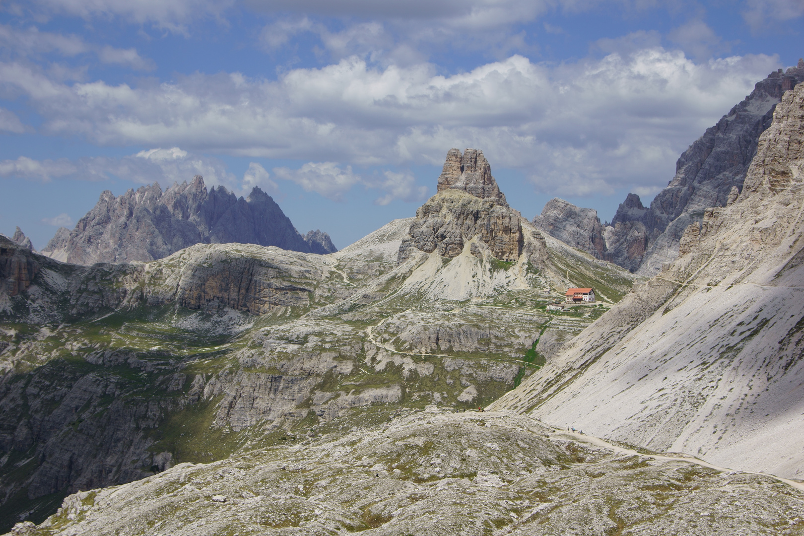 Blick auf die 3 Zinnen Hütte