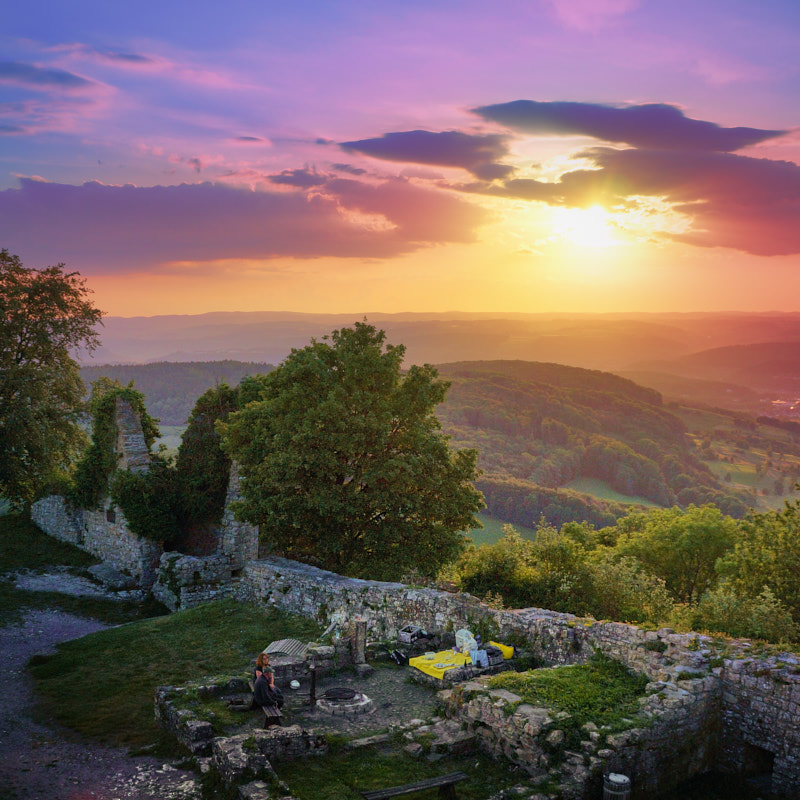 Blick auf die Abendstimmung von der Küssaburg