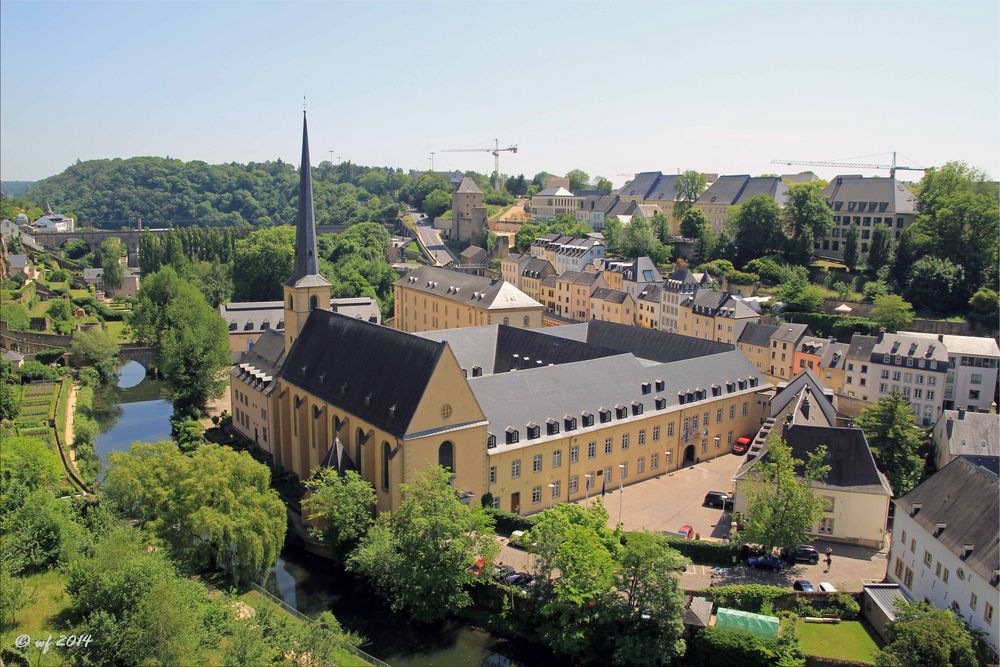 Blick auf die Abtei Neumünster