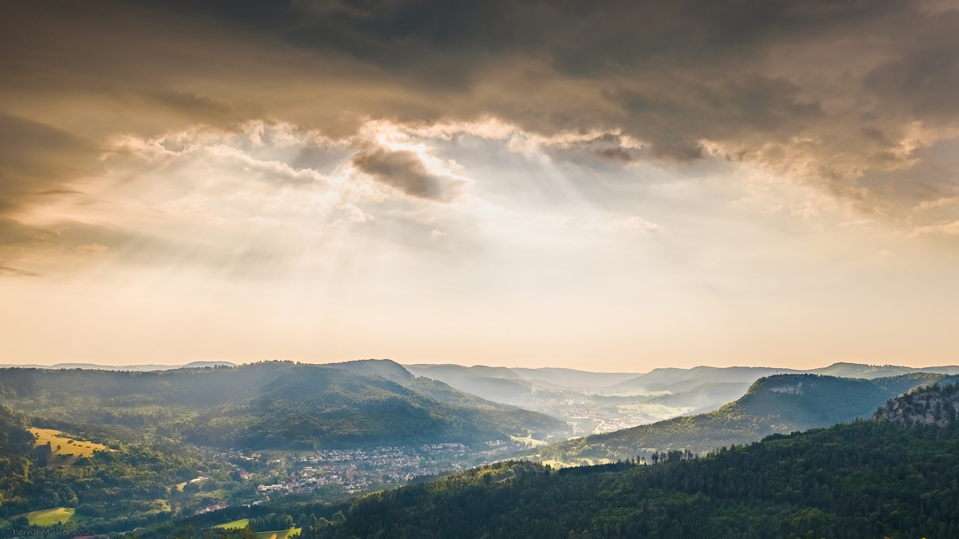 Blick auf die Albstädter Berge_V2