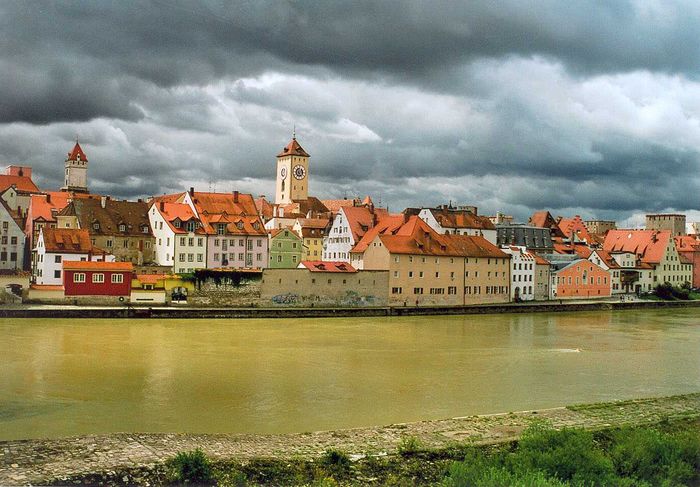 Blick auf die Altstadt von Regensburg von Hartmuth Bendig