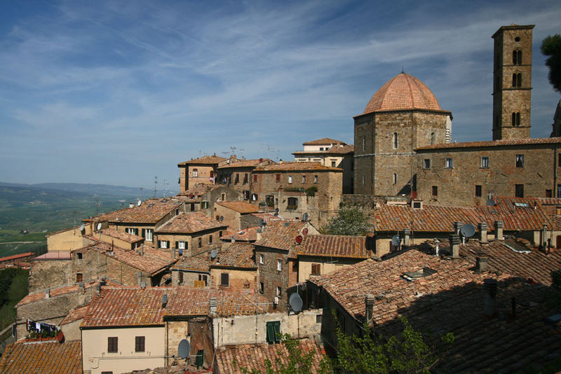 Blick auf die Altstadt von Volterra