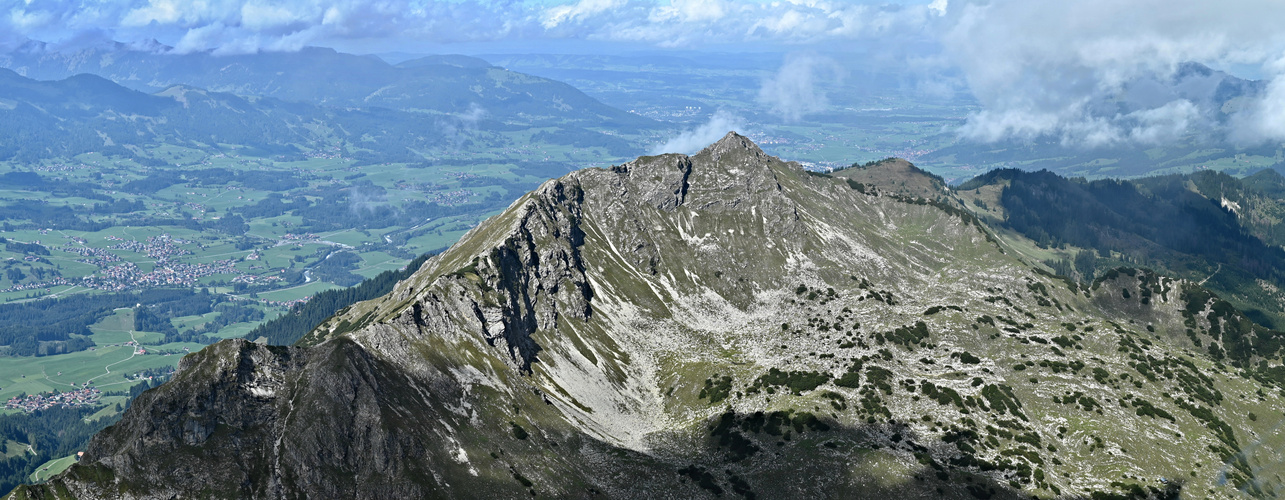 Blick auf die Berge nördlich des Nebelhorns