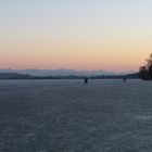 Blick auf die Berge, vom zugefrorenen Pilsensee