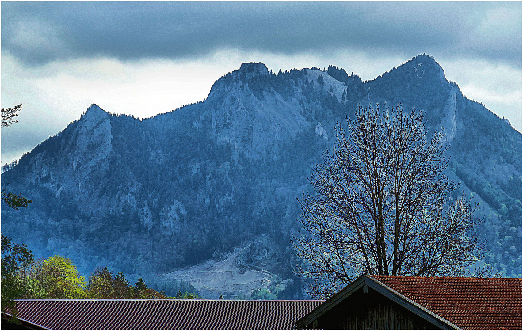 Blick auf die Bergkulisse 