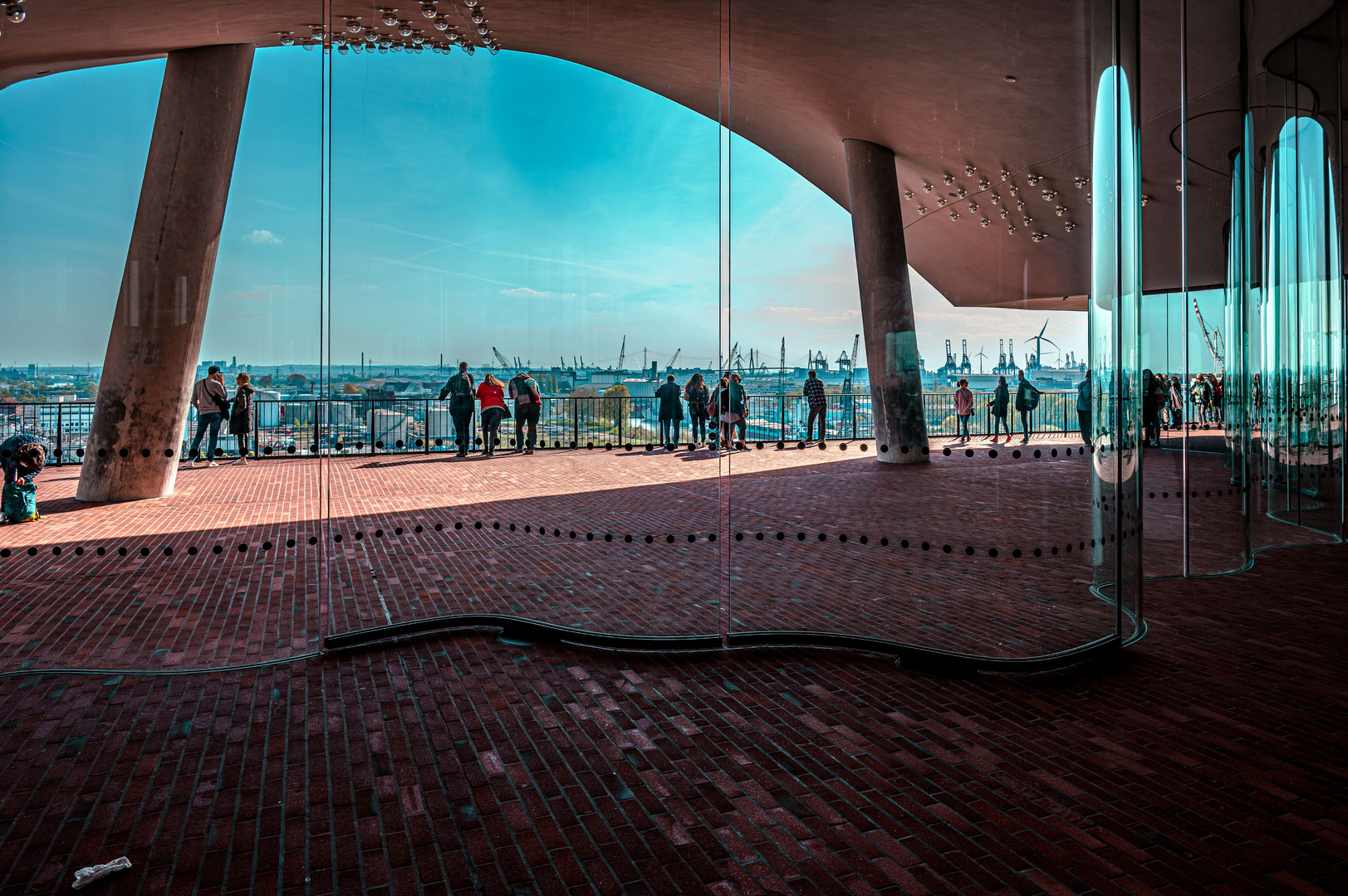 Blick auf die Besucherterrasse der Elbphilharmonie