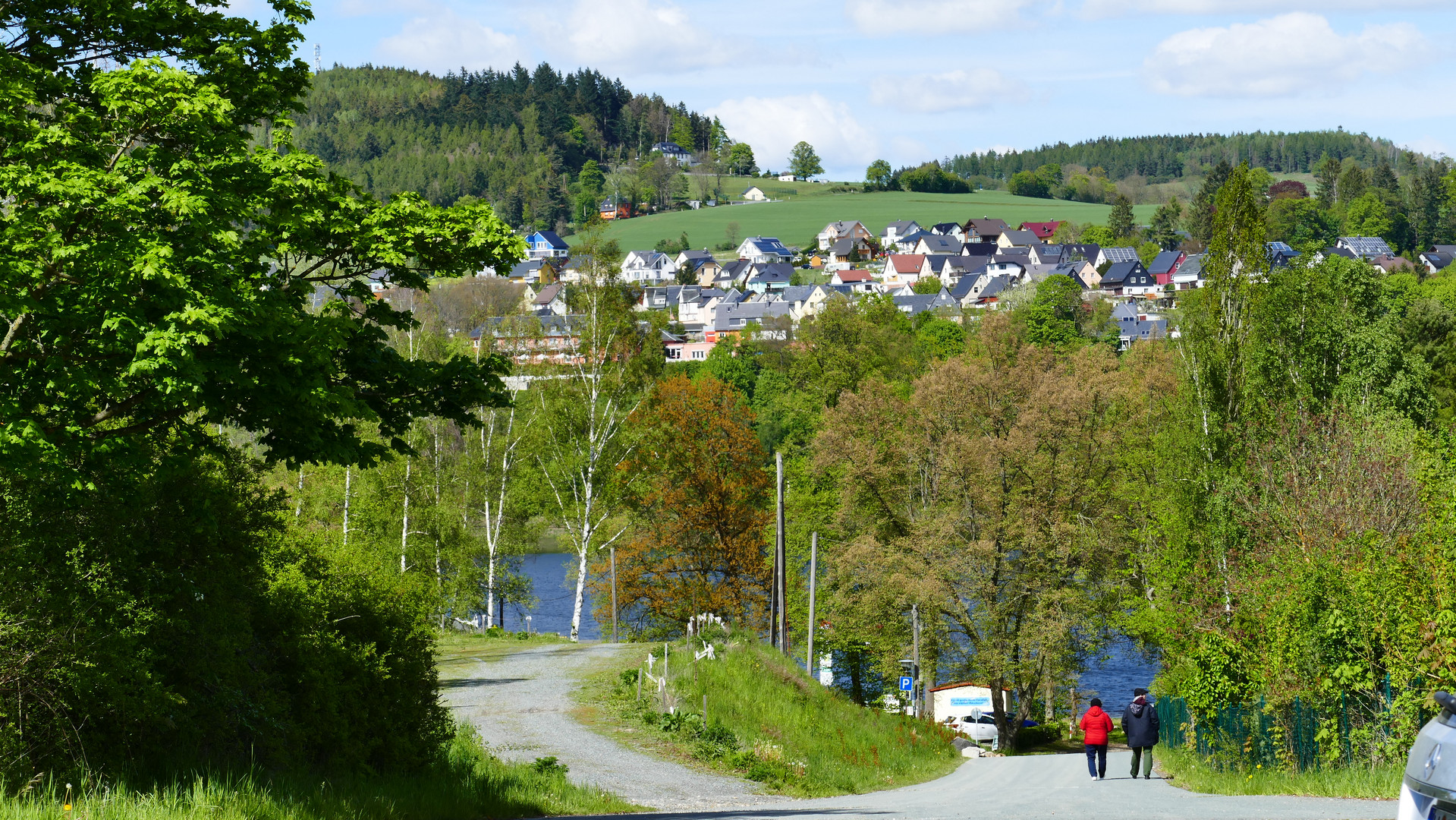 Blick auf die Bleilochtalsperre und Saalburg