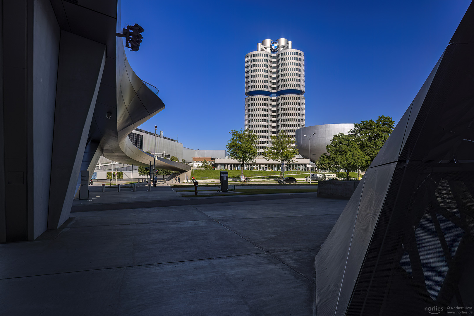 Blick auf die BMW Hauptzentrale