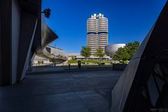 Blick auf die BMW Hauptzentrale