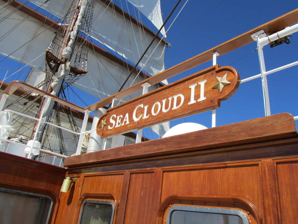 Blick auf die Brücke der Sea Cloud II