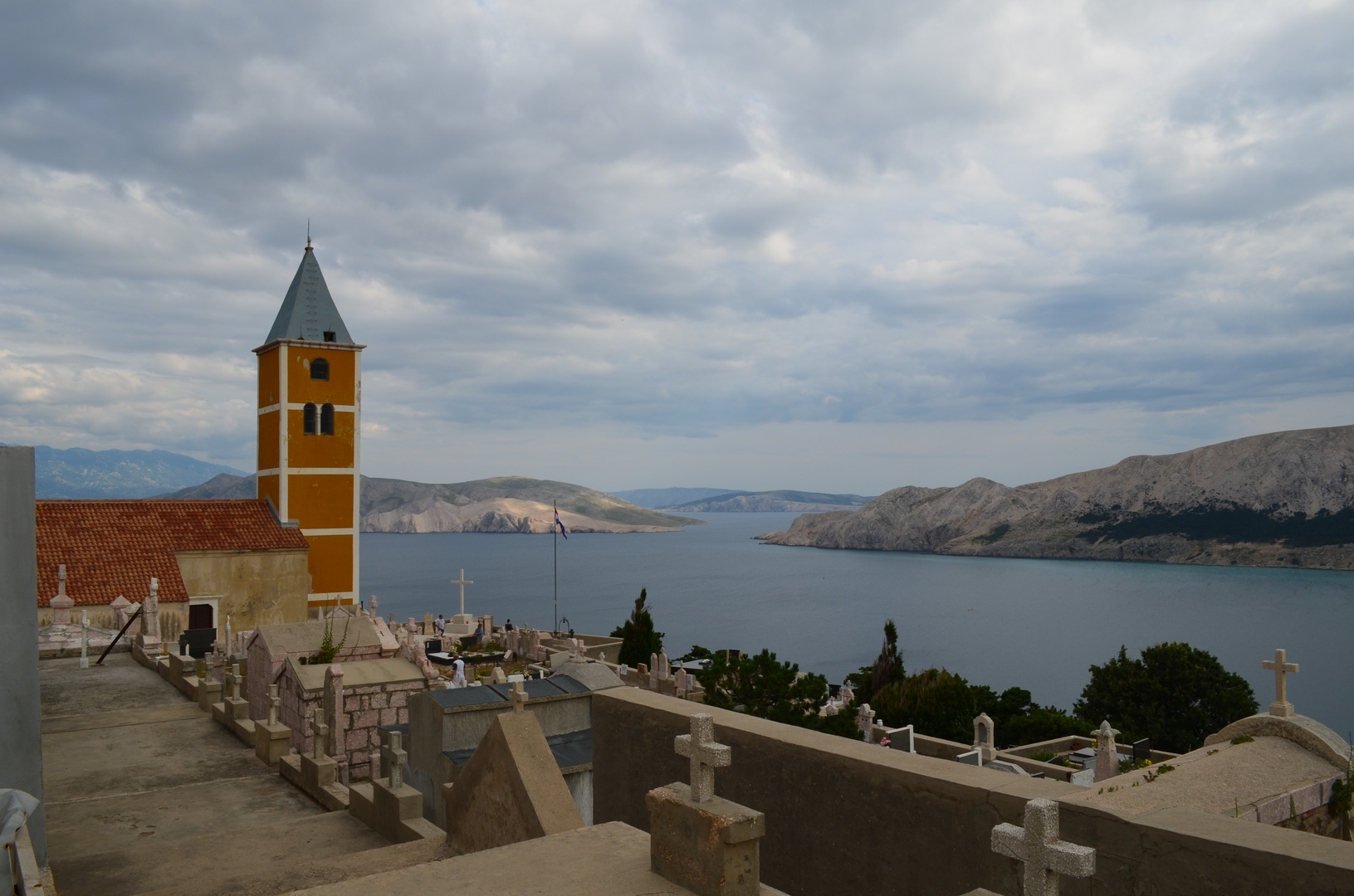 Blick auf die Bucht von Baska