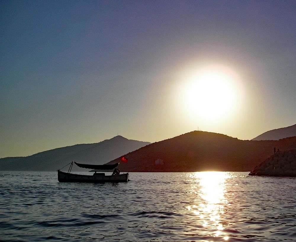 Blick auf die Bucht von Kalkan an der Türkischen Mittelmeerküste.