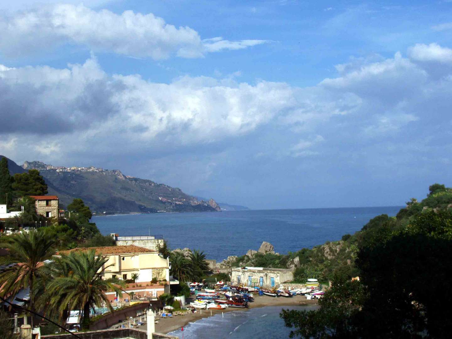 Blick auf  die Bucht von Taormina