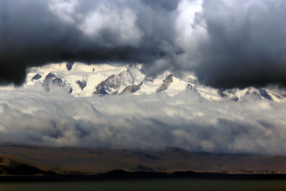 Blick auf die Cordillera Real