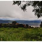 Blick auf die Crater Lodge und Seen auf dem Kraterboden