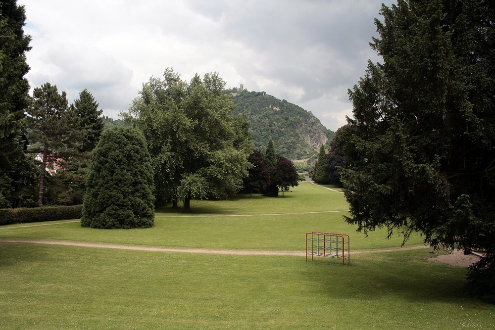 Blick auf die Drachenburg