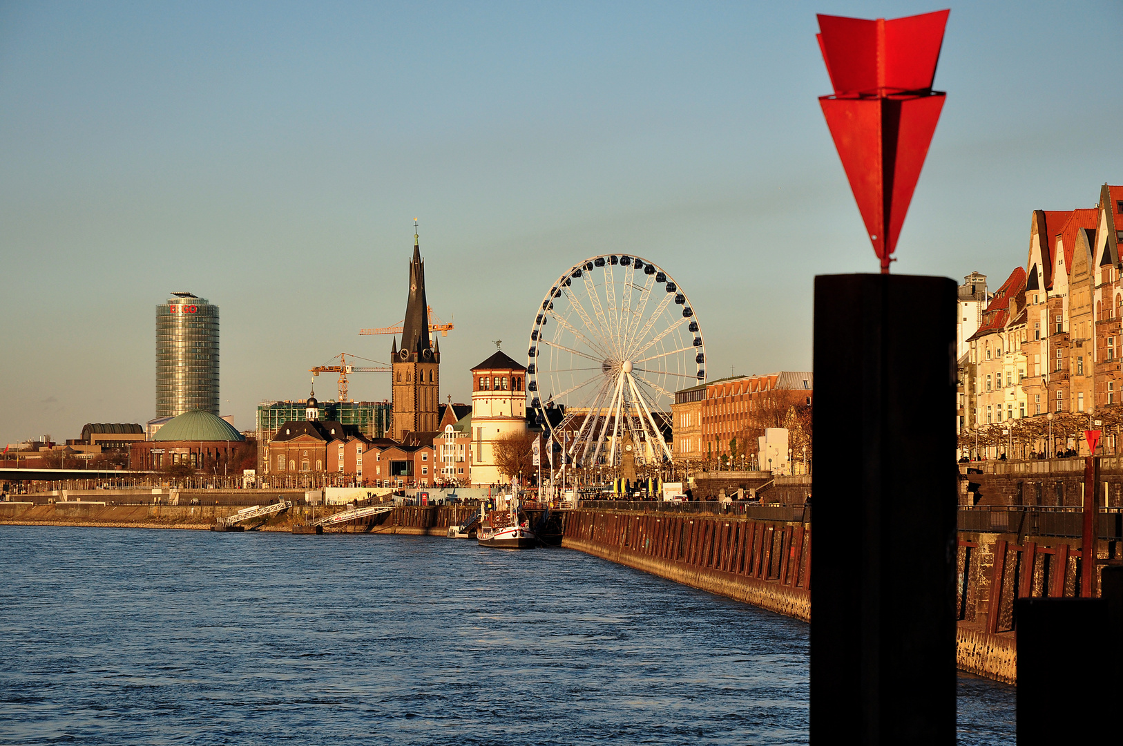 Blick auf die Düsseldorfer Altstadt