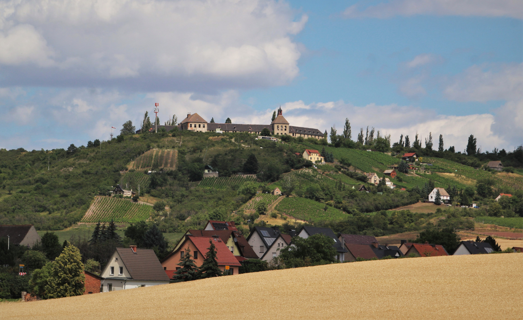 Blick auf die ehemalige Reichsflugschule Gleina