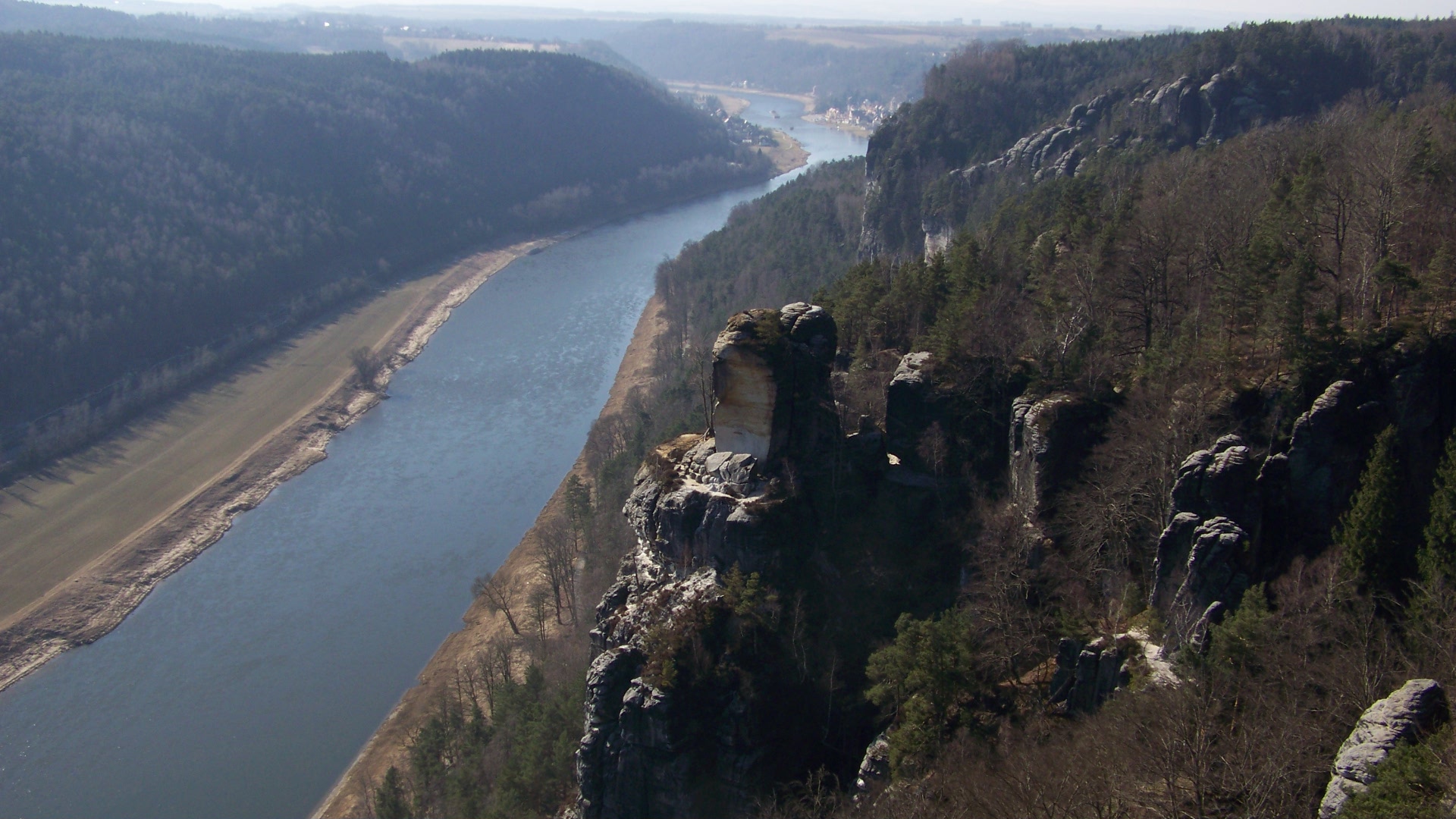 Blick auf die Elbe von der Bastei / La vue de Bastei sur la Elbe