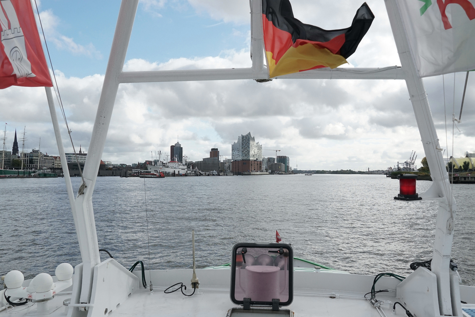 Blick auf die Elbphilharmonie