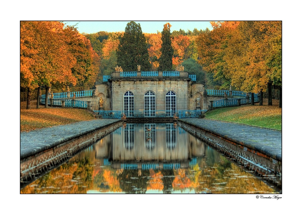 Blick auf die Grotte - Schlosspark Wilhelmsthal