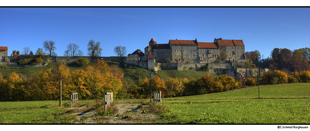 Blick auf die Hauptburg....