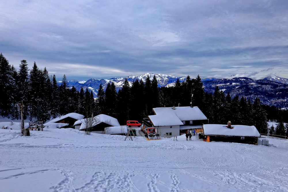 Blick auf die Hindenburghütte