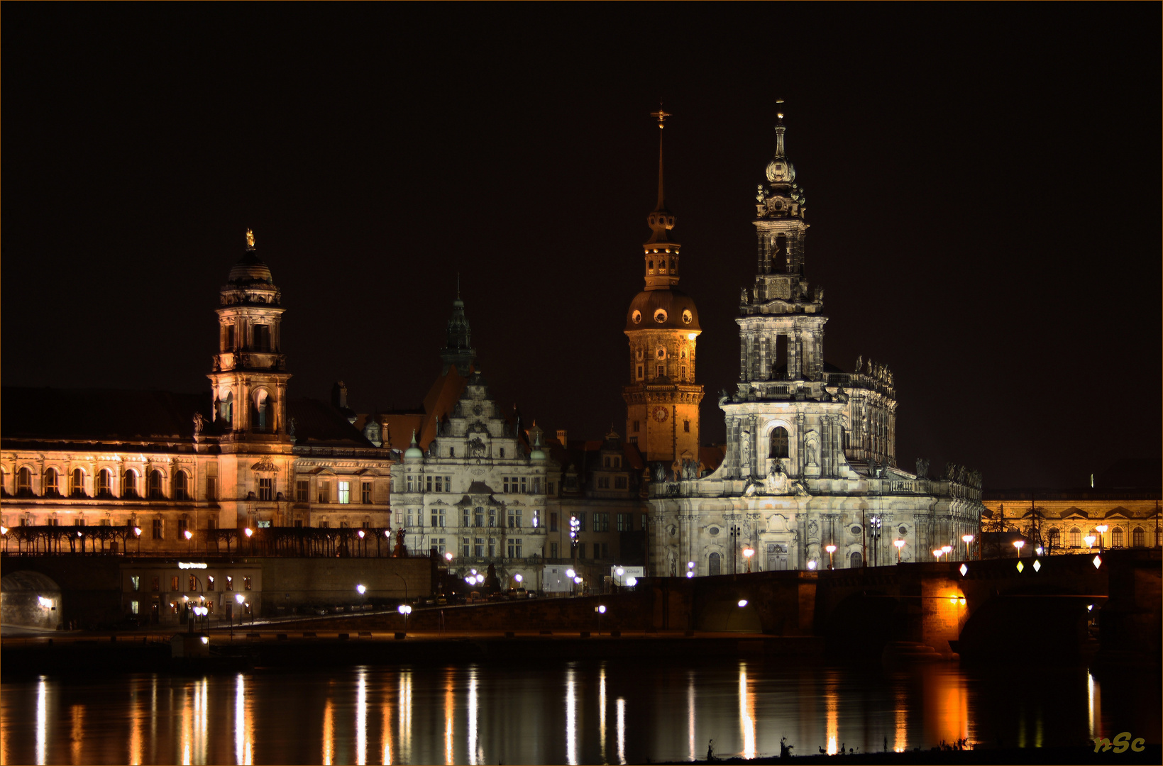 Blick auf die Hofkirche