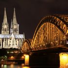 Blick auf die Hohenzollernbrücke und den Dom