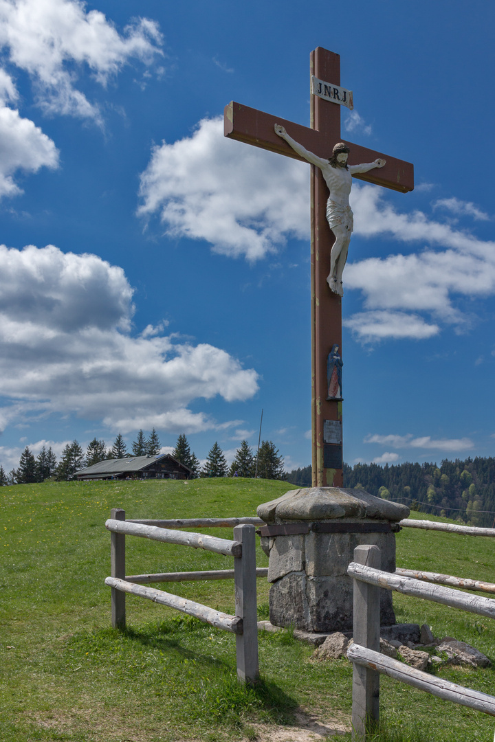 Blick auf die Kesselbergalm