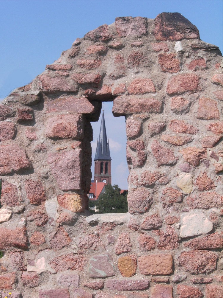 Blick auf die Kröllwitzer Kirche.