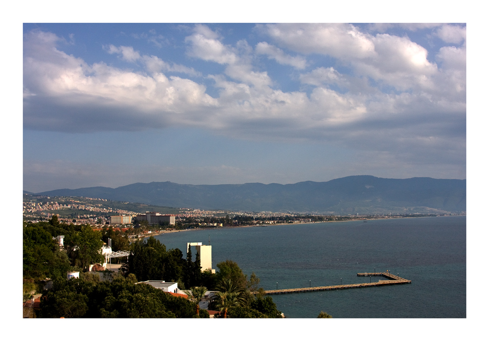 Blick auf die Küste von Kusadasi...