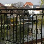 Blick auf die Neckarbrücke in Tübingen