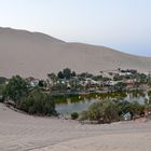 Blick auf die Oase Huacachina.