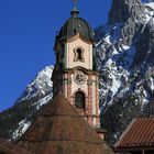 Blick auf die Pfarrkirche St. Peter und Paul.