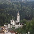 Blick auf die Pfarrkirche St.Stefan in Tiefencastel