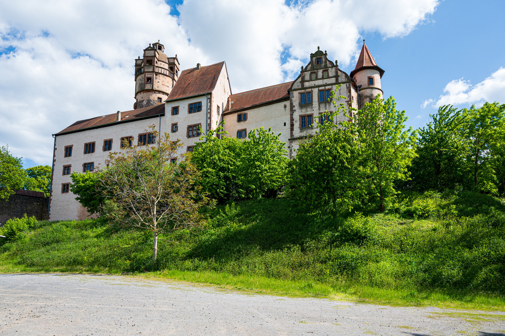 Blick auf die Ronneburg 2021