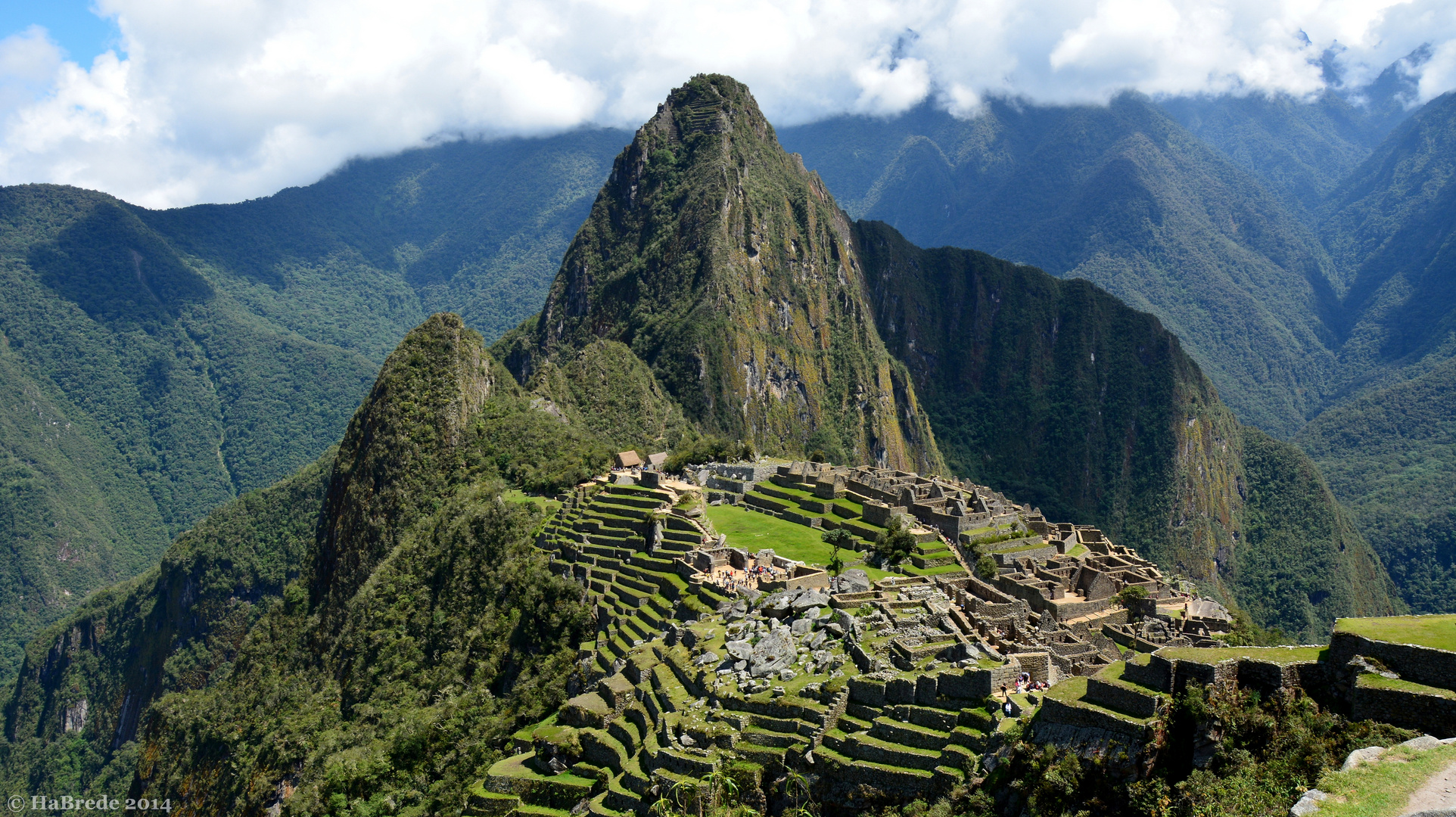 Blick auf die Ruinen von Machu Picchu...