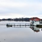 BLICK AUF DIE SAALE UND DAS WEHR