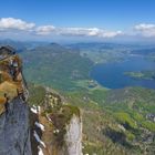 Blick auf die Schutzhütte "Himmelspforte" und Mondsee...