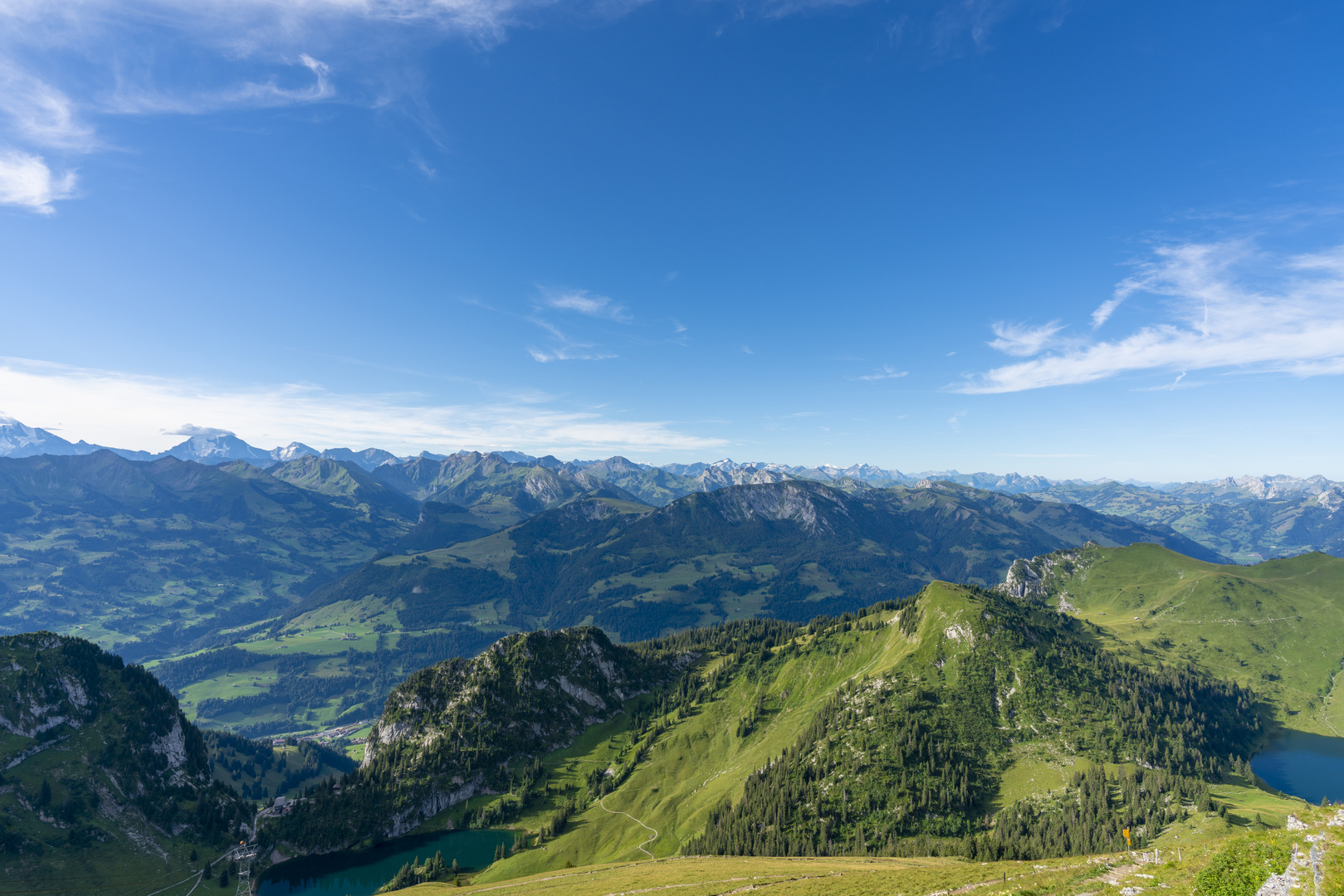 Blick auf die Schweizer Alpen vom Stockhorn aus