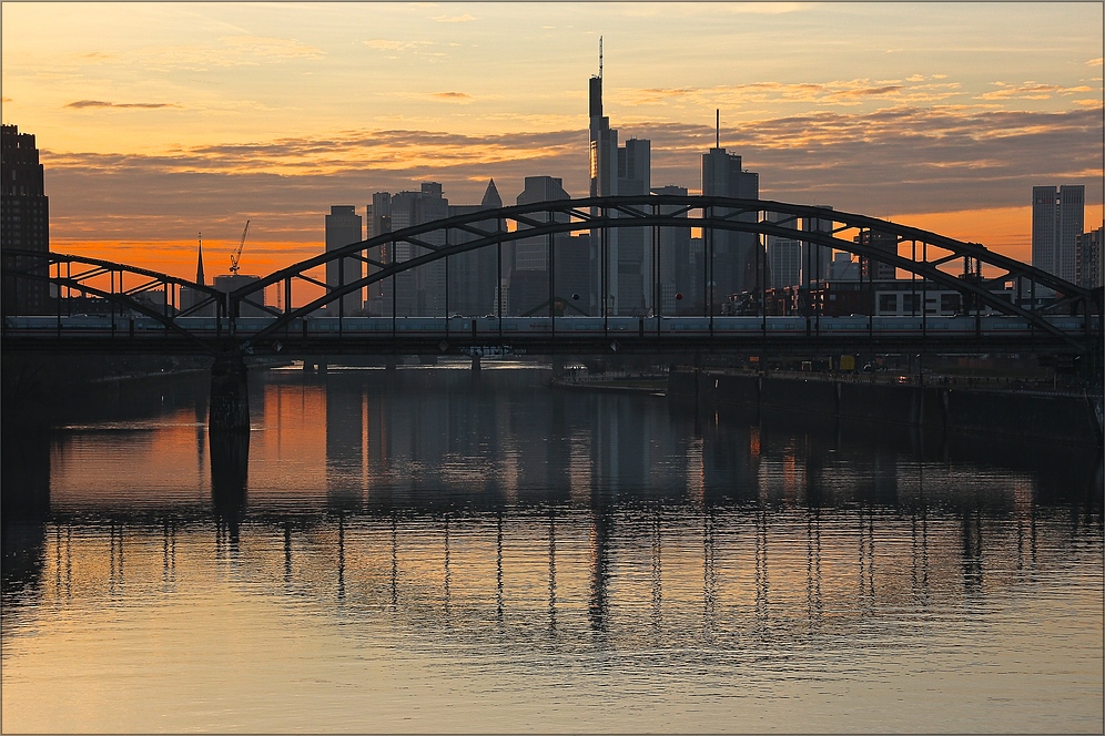 * Blick auf die Skyline...