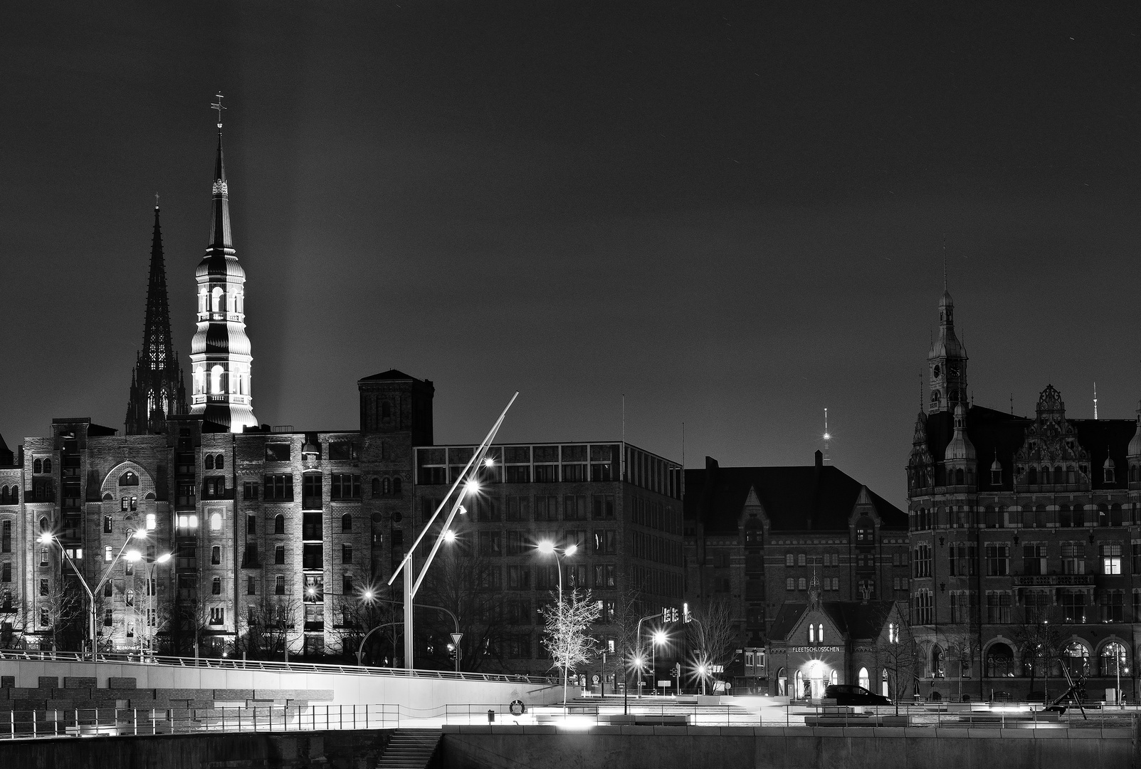 Blick auf die Speicherstadt (S/W)