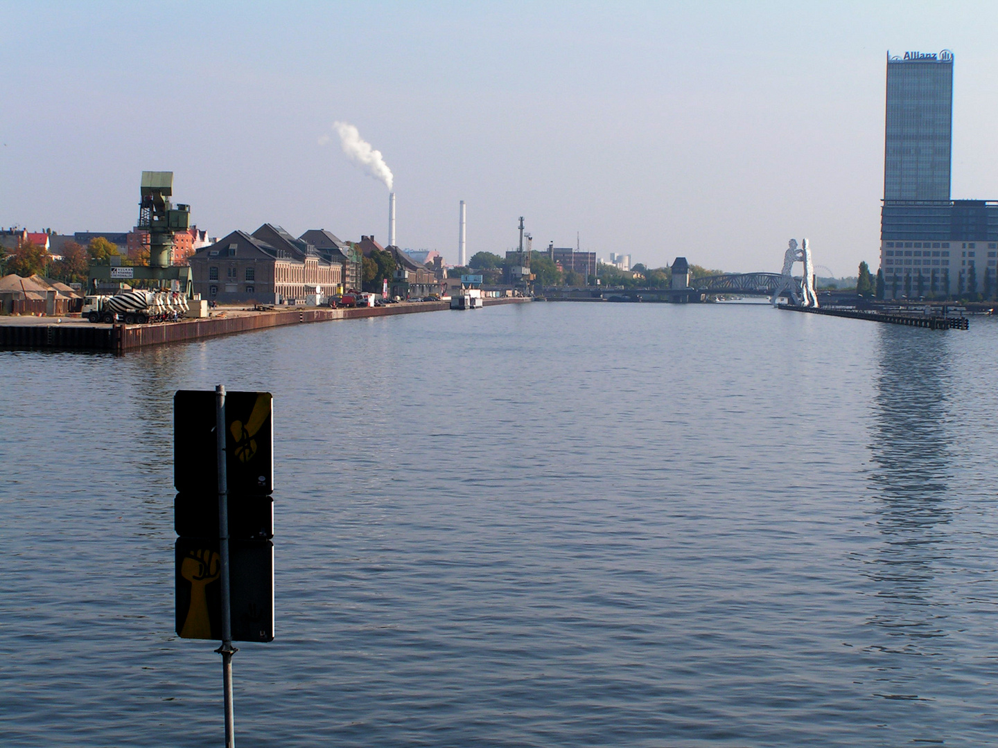 Blick auf die Spree von der Oberbaumbrücke