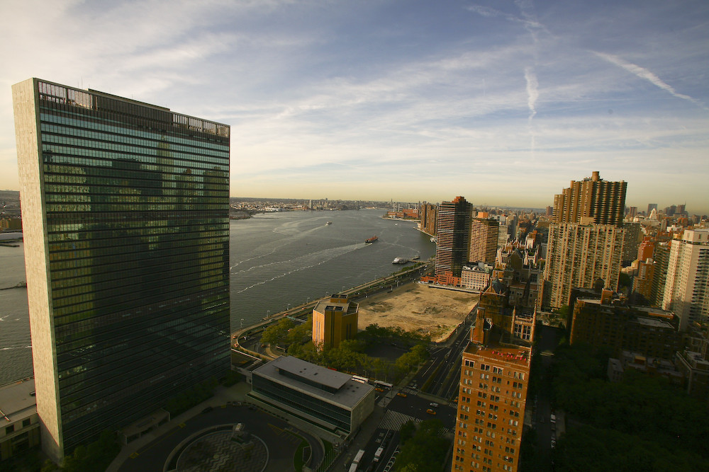 Blick auf die UN und den Hudson