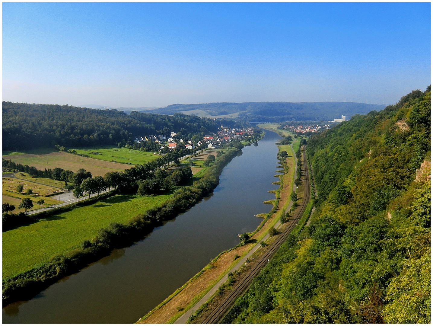 Blick auf die Weser... Foto & Bild world, europe, niedersachsen weserbergland Bilder auf Blick auf die Weser... Foto & Bild world, europe, niedersachsen weserbergland Bilder auf